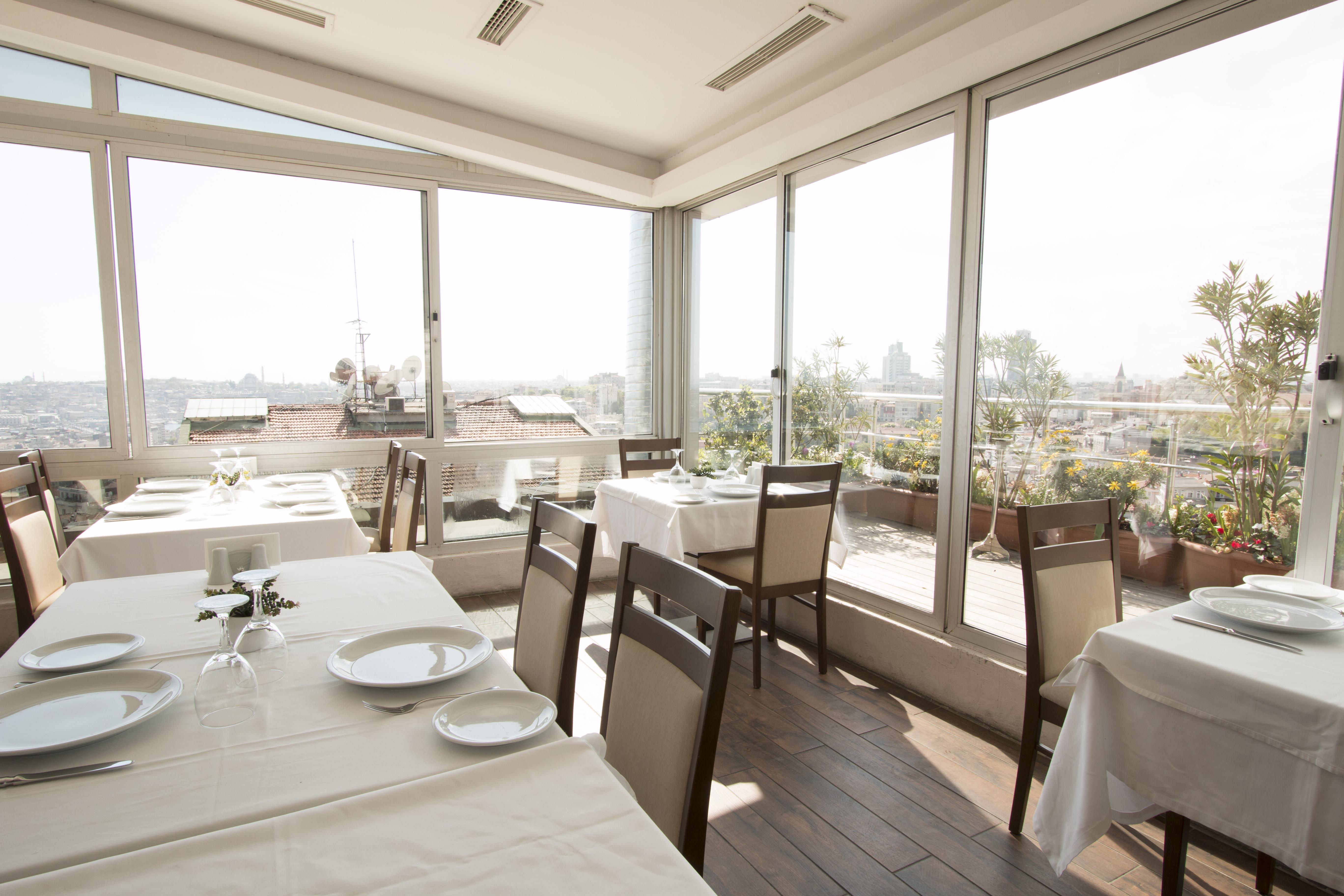 Hotel Villa Zurich Стамбул Экстерьер фото