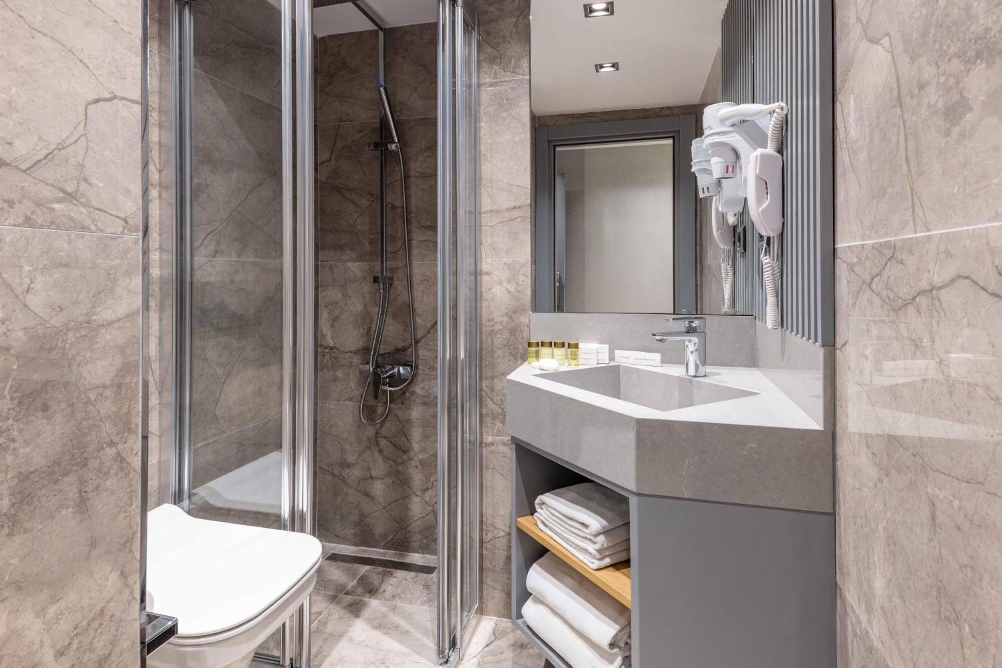 Hotel Villa Zurich Стамбул Экстерьер фото